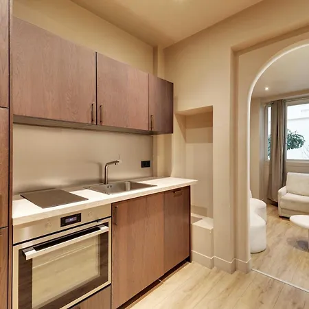 Elegant - 5bd-12p - Heart Of 'le Marais' Apartment