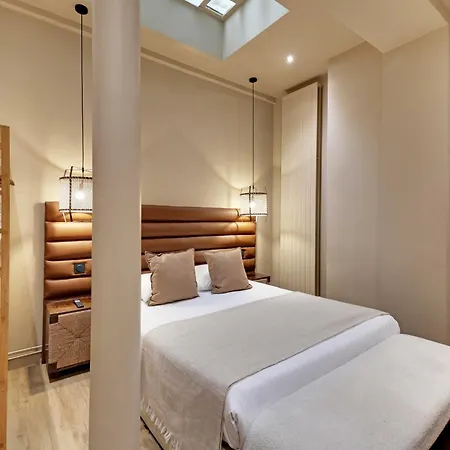 Elegant - 5bd-12p - Heart Of 'le Marais' * Paris