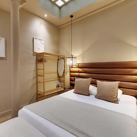 Elegant - 5bd-12p - Heart Of 'le Marais' Apartment *