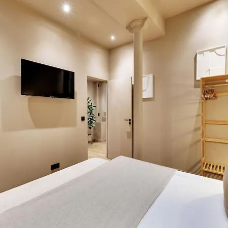 Elegant - 5bd-12p - Heart Of 'le Marais' Apartment *
