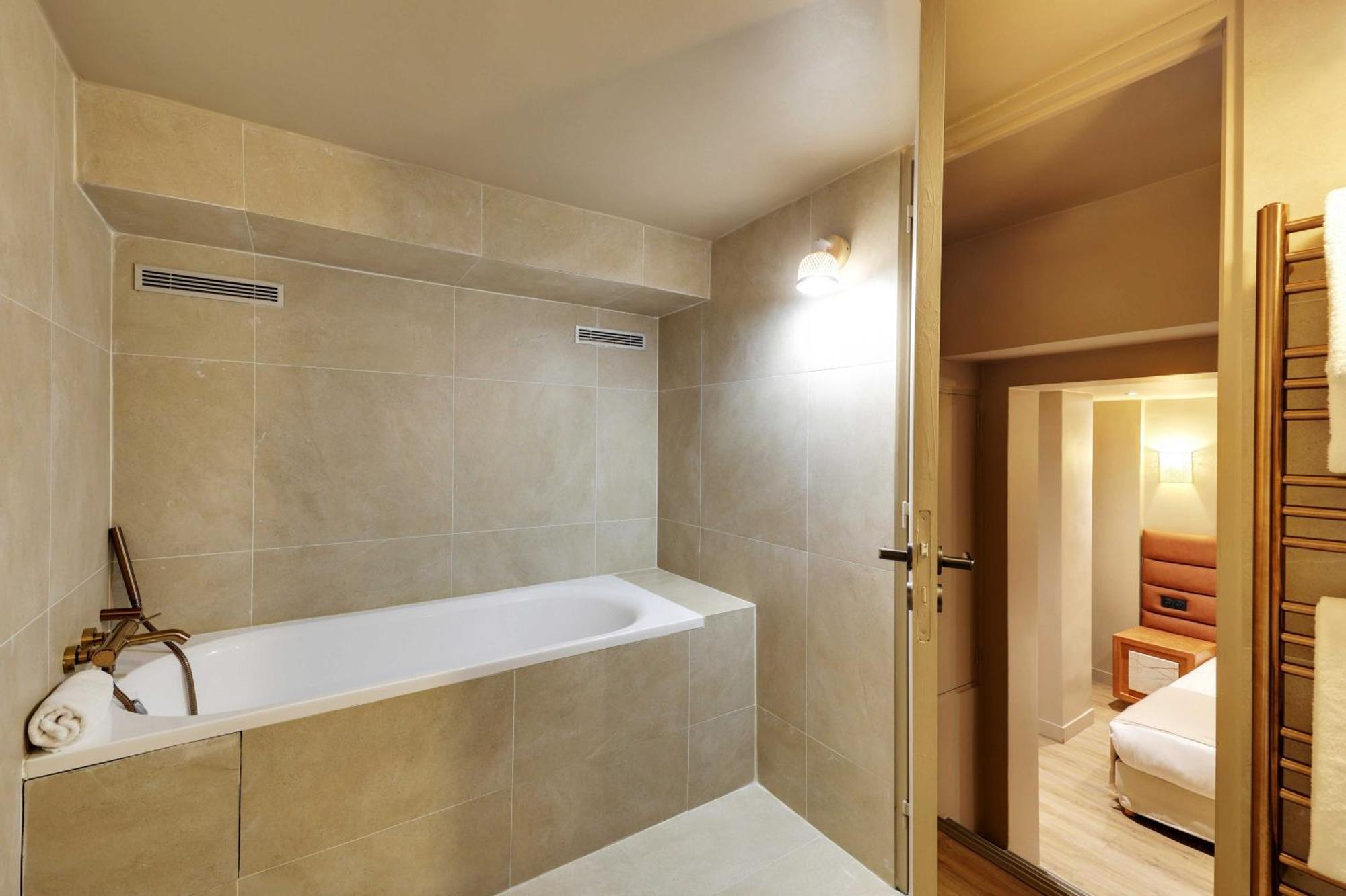 Elegant - 5bd-12p - Heart Of 'le Marais'